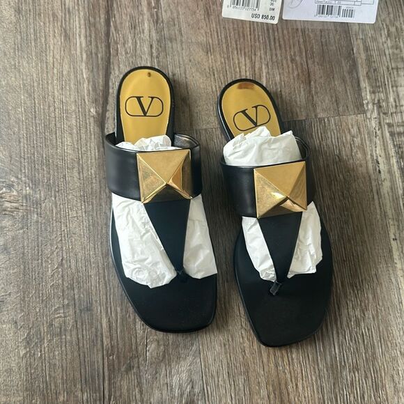 Valentino one stud calfskin thong sandal sz 6 - Picture 3 of 10
